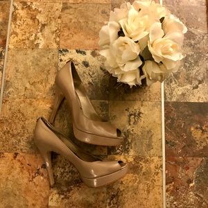Michael Kors Tan Patent Leather Peep Toe Pumps
